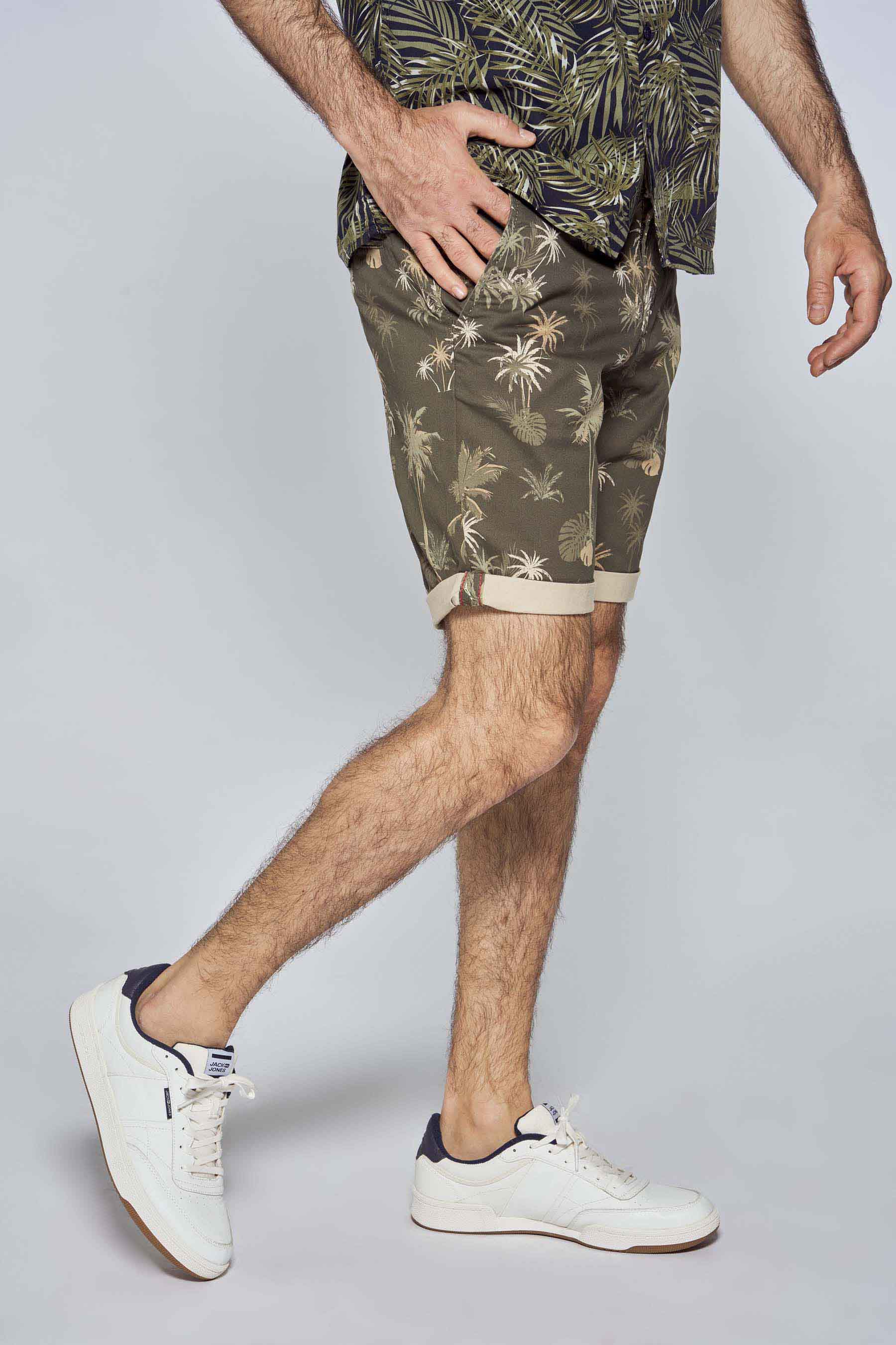 Jack and jones hot sale camouflage shorts